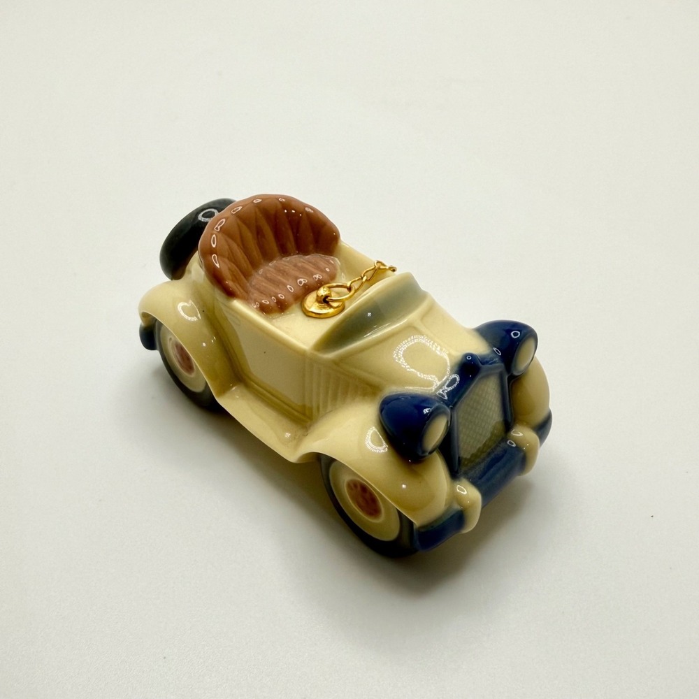 VTG Lladro Little Roadster Car Ornament‎ Porcelain Blue Yellow Christmas Spain